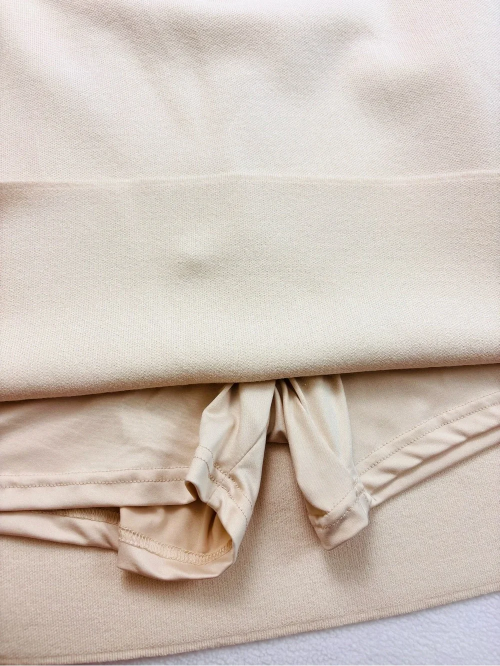 NWT Rachel Zoe Cream Rayon Blend Sleeveless Gold Button Down Mini Skirt Set (XL) - Picture 15 of 15